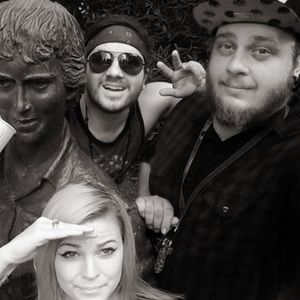 Meet your Posher, Cory